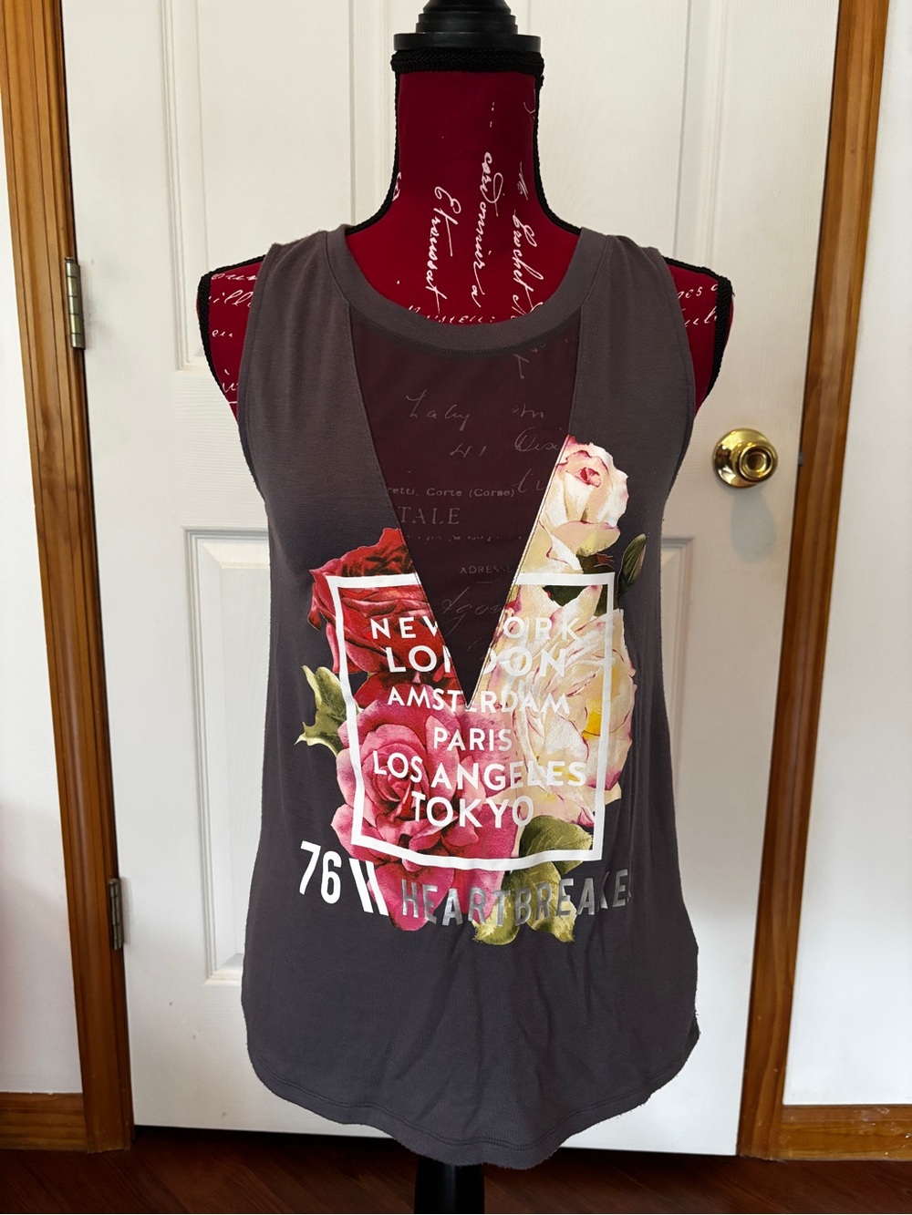 Grey Floral Graphic Tank Top - Cities Print